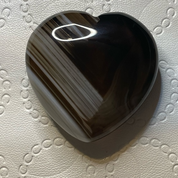 Black Agate Heart - Picture 2 of 3